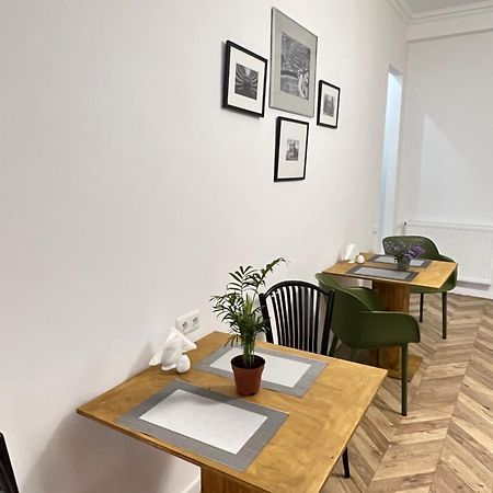 Opera Boutique Hotel 第比利斯 外观 照片